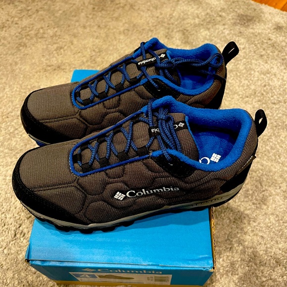 Columbia Sledder 3 Waterproof Shoes size 4 - Picture 1 of 4